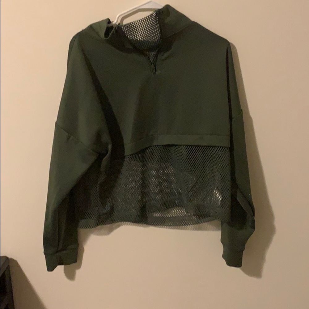 Half mesh sweater